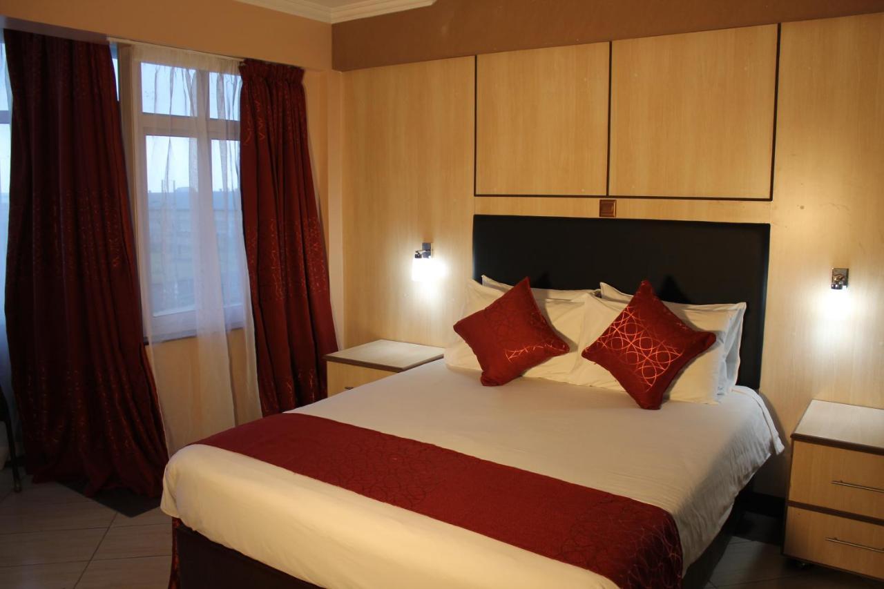 แอร์พอร์ต แลนดิ้ง โฮเต็ล Hotel ไนโรบี ภายนอก รูปภาพ