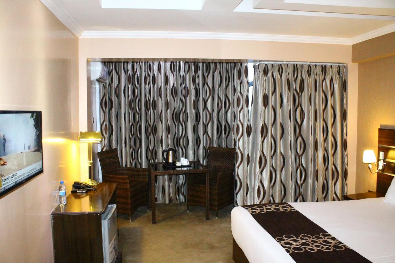 แอร์พอร์ต แลนดิ้ง โฮเต็ล Hotel ไนโรบี ภายนอก รูปภาพ
