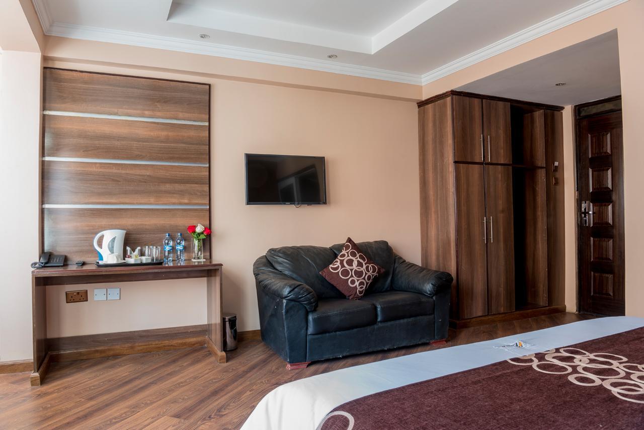 แอร์พอร์ต แลนดิ้ง โฮเต็ล Hotel ไนโรบี ภายนอก รูปภาพ