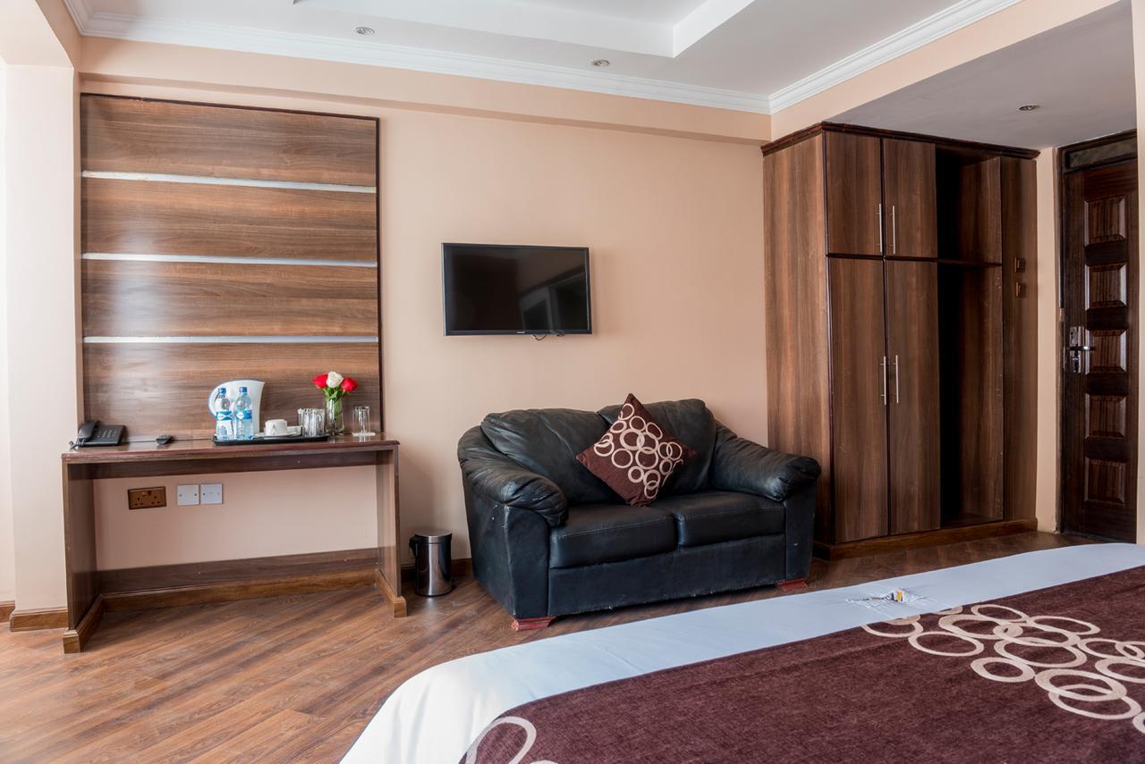 แอร์พอร์ต แลนดิ้ง โฮเต็ล Hotel ไนโรบี ภายนอก รูปภาพ