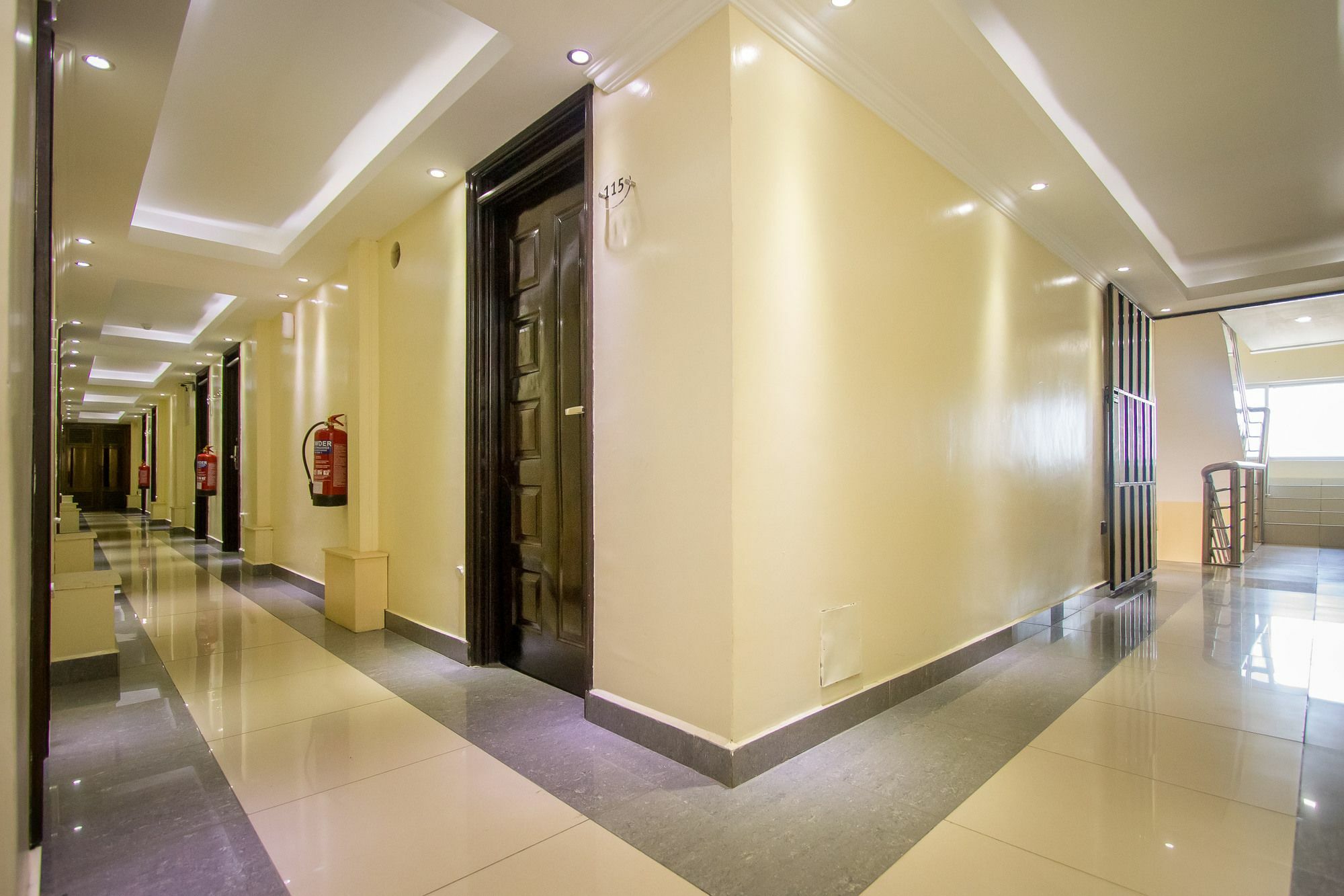 แอร์พอร์ต แลนดิ้ง โฮเต็ล Hotel ไนโรบี ภายนอก รูปภาพ