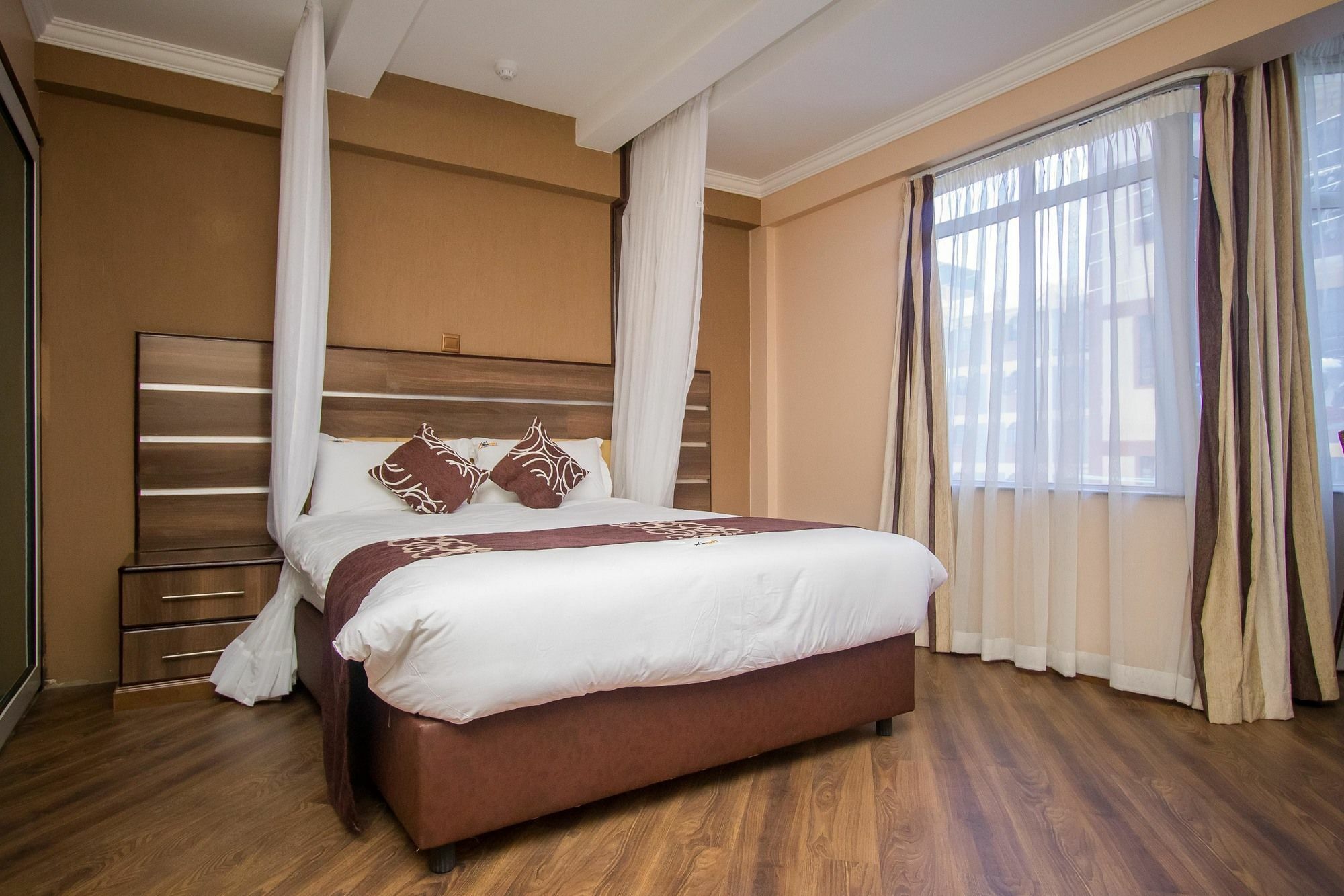 แอร์พอร์ต แลนดิ้ง โฮเต็ล Hotel ไนโรบี ภายนอก รูปภาพ